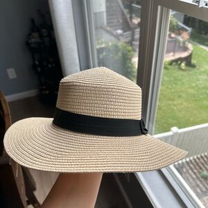 Beach hat